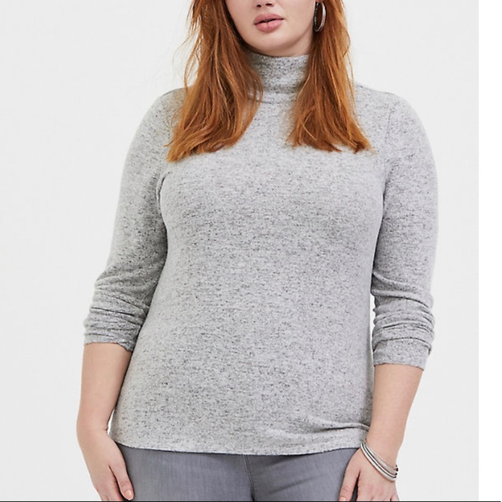 NEW! TORRID Supersoft Plush Top, Heather Grey size 0X Brand New With Tag On!
